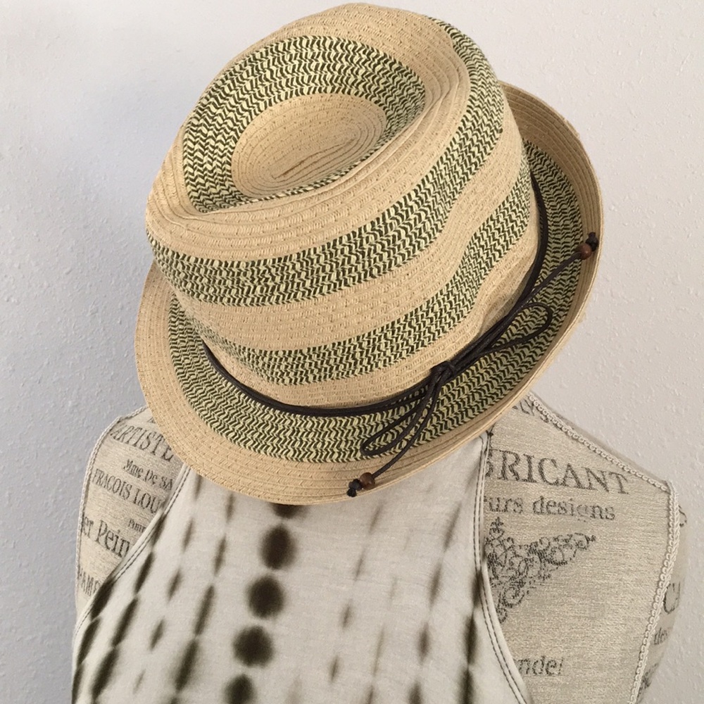 women’s fedora